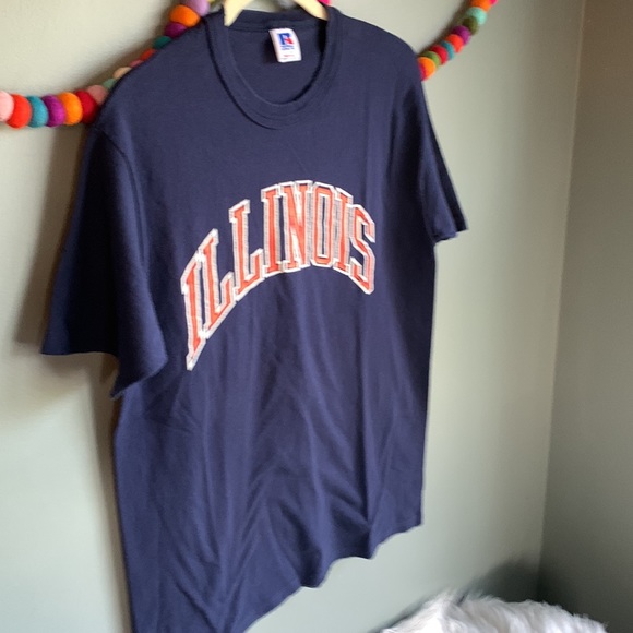 VTG Russell U of Illinois single stitch T - Picture 4 of 5